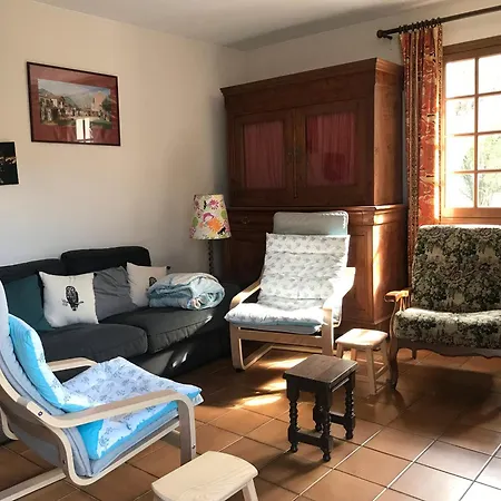 Holiday home Usoak Sare